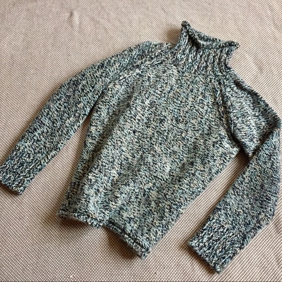 Columbia Sweaters - Columbia knit turtleneck sweater